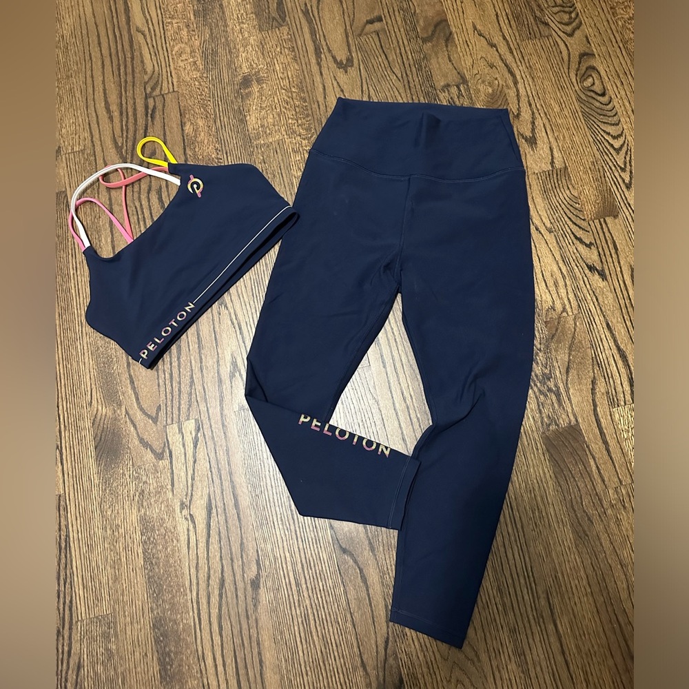 SET- Peloton leggings and sports bra set - size large